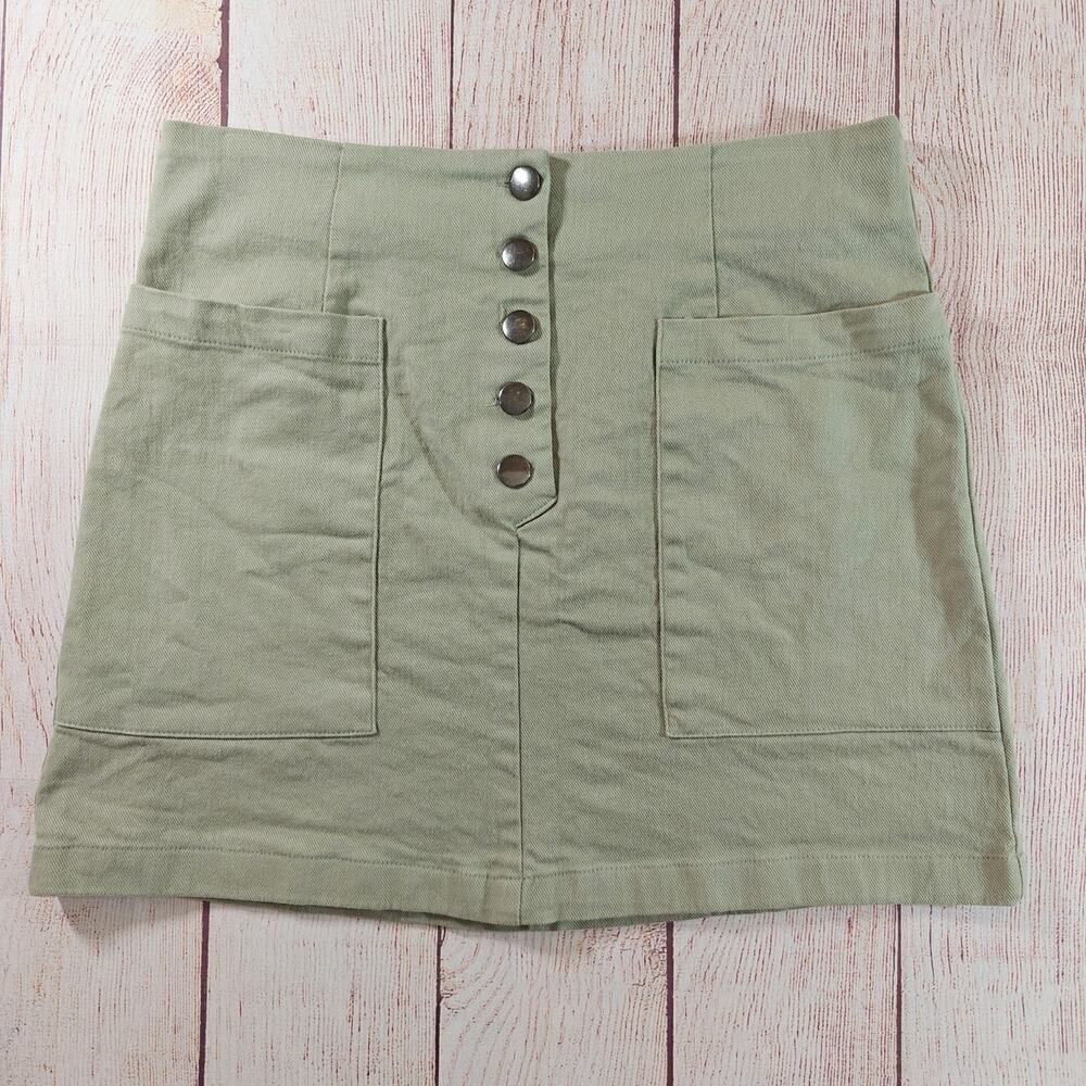 Mi Ami Sage Green Side Pocket Button Front Mini Skirt sz M